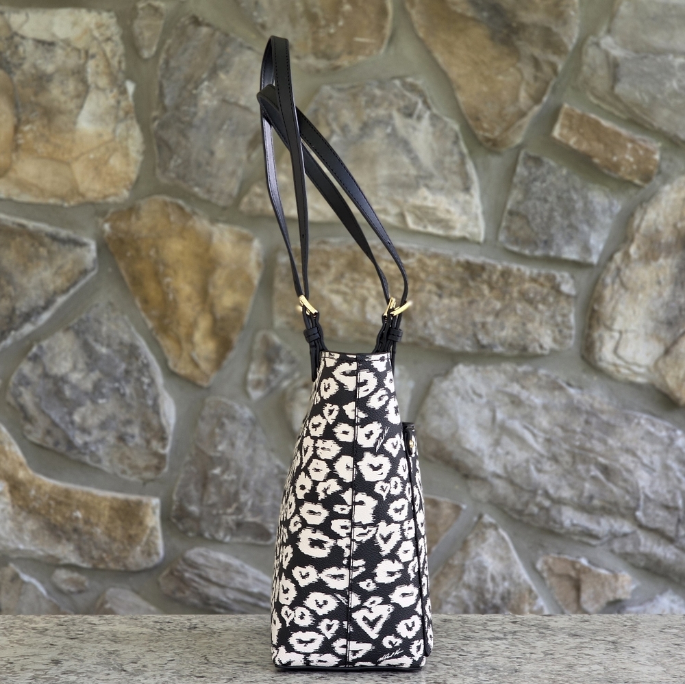 Michael Kors Jet Set Medium Tote - Picture 2 of 9